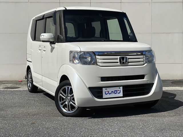 ホンダ Ｎ ＢＯＸ G Lパッケージ 埼玉県 2013(平25)年 6.9万km プレミアムホワイトパール (株)IDOMが運営する【じしゃロン熊谷店】の自社ローン専用車両になりますこちらは現金またはオートローンご利用時の価格です。自社ローンご希望の方は別途その旨お申付け下さい/純正メモリナビ/（CD/DVD/SD/USB/ワンセグ/ラジオ）/両側パワースライドドア/ETC/ステアリングスイッチ/スマートキー/スペアキー/プッシュスタート/ドアバイザー/純正フロアマット/電格ミラー/ヘッドライトレベライザー/純正14インチアルミホイール