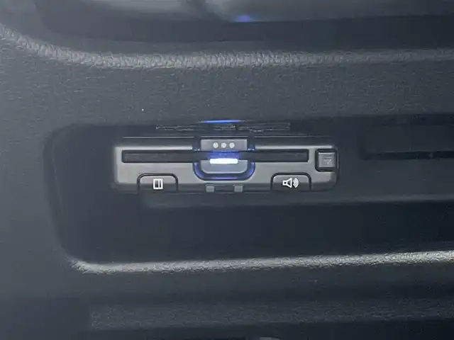 ダイハツ ムーヴ キャンバス セオリー G 愛媛県 2022(令4)年 0.5万km ファイアークォーツレッドM KENWOODナビ　/CD/DVD/フルセグＴＶ/バックカメラ　/両側パワースライドドア　/Ｄ／Ｎ席シートヒーター　/衝突被害軽減装置　/車線逸脱防止装置　/ＬＥＤヘッドライト　/ステアリングスイッチ　/電動パーキングブレーキ　/前後コーナーセンサー/フォグランプ/電格ミラー/純正ホイールキャップ/現状サマー(鉄)(155/65/R14)