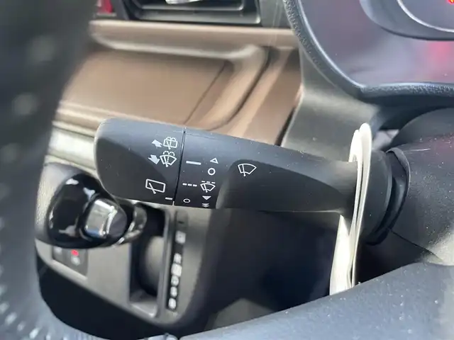 ダイハツ ムーヴ キャンバス セオリー G 愛媛県 2022(令4)年 0.5万km ファイアークォーツレッドM KENWOODナビ　/CD/DVD/フルセグＴＶ/バックカメラ　/両側パワースライドドア　/Ｄ／Ｎ席シートヒーター　/衝突被害軽減装置　/車線逸脱防止装置　/ＬＥＤヘッドライト　/ステアリングスイッチ　/電動パーキングブレーキ　/前後コーナーセンサー/フォグランプ/電格ミラー/純正ホイールキャップ/現状サマー(鉄)(155/65/R14)