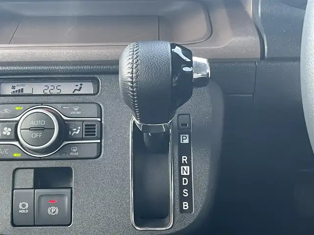 ダイハツ ムーヴ キャンバス セオリー G 愛媛県 2022(令4)年 0.5万km ファイアークォーツレッドM KENWOODナビ　/CD/DVD/フルセグＴＶ/バックカメラ　/両側パワースライドドア　/Ｄ／Ｎ席シートヒーター　/衝突被害軽減装置　/車線逸脱防止装置　/ＬＥＤヘッドライト　/ステアリングスイッチ　/電動パーキングブレーキ　/前後コーナーセンサー/フォグランプ/電格ミラー/純正ホイールキャップ/現状サマー(鉄)(155/65/R14)
