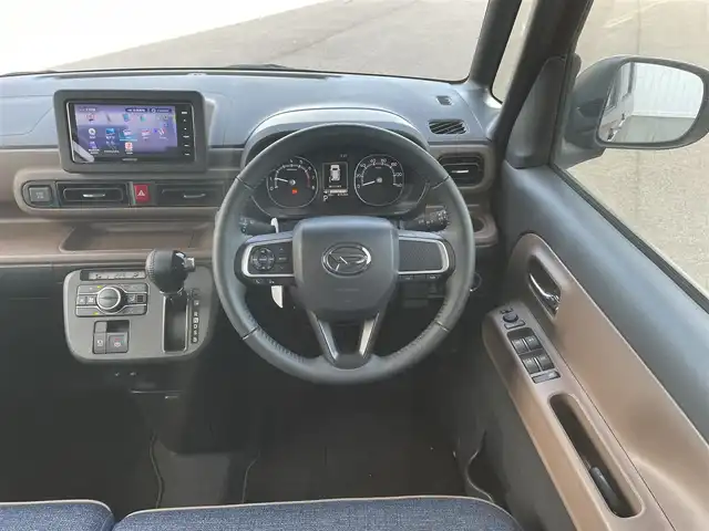 ダイハツ ムーヴ キャンバス セオリー G 愛媛県 2022(令4)年 0.5万km ファイアークォーツレッドM KENWOODナビ　/CD/DVD/フルセグＴＶ/バックカメラ　/両側パワースライドドア　/Ｄ／Ｎ席シートヒーター　/衝突被害軽減装置　/車線逸脱防止装置　/ＬＥＤヘッドライト　/ステアリングスイッチ　/電動パーキングブレーキ　/前後コーナーセンサー/フォグランプ/電格ミラー/純正ホイールキャップ/現状サマー(鉄)(155/65/R14)