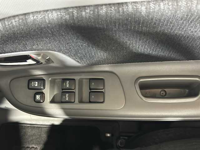 トヨタ シエンタ DICE リミテッド 沖縄県 2012(平24)年 8.5万km ボルドーマイカメタリック 禁煙車/ディーラーオプションナビ/パワースライドドア/ETC/HIDヘッドライト/革巻きステアリング/オートエアコン/シートリフター/シートバックポケット/シートアンダートレイ/リモコンキー/SRSエアバック（運転席・助手席）