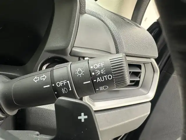 ホンダ ＷＲ－Ｖ Z+ 兵庫県 2024(令6)年 0.6万km メテオロイドグレーメタリック 純正9インチメモリナビ/（フルセグTV/Bluetooth/スマホ連携）/純正ディスプレイオーディオ/バックカメラ/コーナーセンサー（前後）/プリクラッシュセーフティー/アダクティブクルーズコントロール/横滑り防止装置/LKA/盗難防止装置/カーテンエアバッグ/ハーフレザーシート/LEDフォグランプ/LEDヘッドライト/オートライト/ヘッドライトレベライザー/ビルトインETC/純正17インチアルミホイール/純正フロアマット/スマートキー/ルーフレール