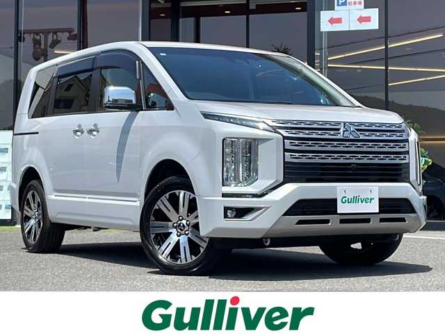三菱 デリカＤ：５ P 大阪府 2023(令5)年 1万km ホワイトダイヤモンド 全方位カメラ/純正10型ナビ/両側パワースライドドア/リアパワーゲート/シートヒーター（運転席/助手席）/パワーシート（運転席）/ドライブレコーダー/クルーズコントロール/ブラインドスポットモニター/衝突軽減システム/レーンキープアシスト/横滑り防止装置/CD/DVD/Bluetooth/USB/AUX/ETC/オートマチックハイビーム/LEDライト/18インチ純正アルミホイール/保証書、取扱説明書