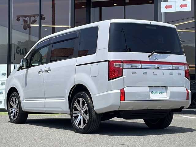 三菱 デリカＤ：５ P 大阪府 2023(令5)年 1万km ホワイトダイヤモンド 全方位カメラ/純正10型ナビ/両側パワースライドドア/リアパワーゲート/シートヒーター（運転席/助手席）/パワーシート（運転席）/ドライブレコーダー/クルーズコントロール/ブラインドスポットモニター/衝突軽減システム/レーンキープアシスト/横滑り防止装置/CD/DVD/Bluetooth/USB/AUX/ETC/オートマチックハイビーム/LEDライト/18インチ純正アルミホイール/保証書、取扱説明書