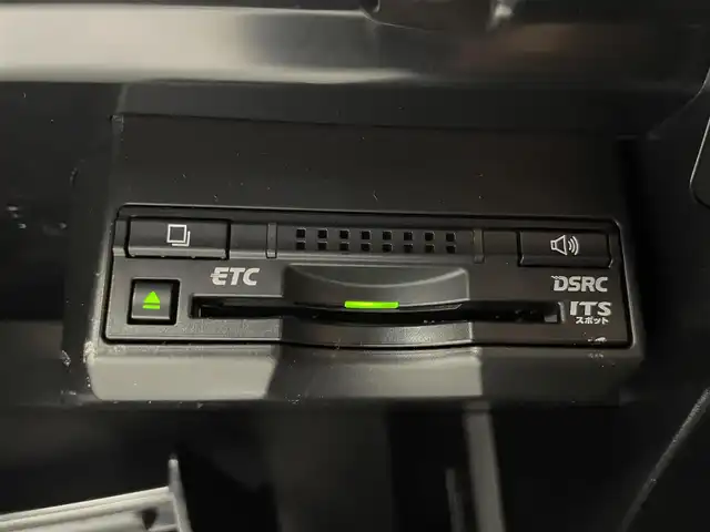 レクサス ＣＴ 200h バージョンC 埼玉県 2015(平27)年 4.5万km ソニッククォーツ メーカーナビ バックカメラ ETC 黒合皮シート シートヒーター メモリシート クルーズコントロール LEDヘッドライト パドルシフト 地デジフルセグTV プッシュスタート スマートキー