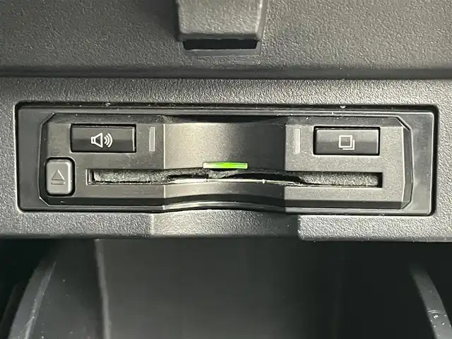 トヨタ ヴェルファイア Z Aエディション 岡山県 2016(平28)年 6.4万km ブラック ALPINE10インチナビ/・FM/AM/Bluetooth/フルセグ/CD/DVD/・バックカメラ/・TVキャンセラー/10.1インチフリップダウンモニター(ALPINE)/プリクラッシュセーフティシステム/クリアランスソナー＆バックソナー/クルーズコントロール/両側パワースライドドア/前方ドライブレコーダー/ビルトインETC/MTモード付シフト/ドアバイザー/純正18インチアルミ/純正フロアマット/LEDヘッドライト/ドアバイザー/オートブレーキホールド/TVキャンセラー/ステアリングスイッチ/チルトステアリング/シートリフター/ウインカーミラー/ナビ取扱説明書