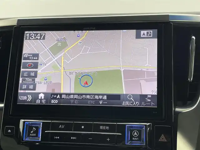 トヨタ ヴェルファイア Z Aエディション 岡山県 2016(平28)年 6.4万km ブラック ALPINE10インチナビ/・FM/AM/Bluetooth/フルセグ/CD/DVD/・バックカメラ/・TVキャンセラー/10.1インチフリップダウンモニター(ALPINE)/プリクラッシュセーフティシステム/クリアランスソナー＆バックソナー/クルーズコントロール/両側パワースライドドア/前方ドライブレコーダー/ビルトインETC/MTモード付シフト/ドアバイザー/純正18インチアルミ/純正フロアマット/LEDヘッドライト/ドアバイザー/オートブレーキホールド/TVキャンセラー/ステアリングスイッチ/チルトステアリング/シートリフター/ウインカーミラー/ナビ取扱説明書