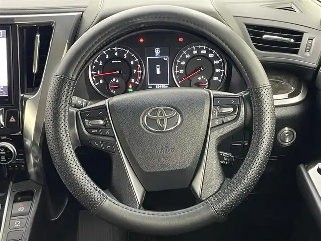 トヨタ ヴェルファイア Z Aエディション 岡山県 2016(平28)年 6.4万km ブラック ALPINE10インチナビ/・FM/AM/Bluetooth/フルセグ/CD/DVD/・バックカメラ/・TVキャンセラー/10.1インチフリップダウンモニター(ALPINE)/プリクラッシュセーフティシステム/クリアランスソナー＆バックソナー/クルーズコントロール/両側パワースライドドア/前方ドライブレコーダー/ビルトインETC/MTモード付シフト/ドアバイザー/純正18インチアルミ/純正フロアマット/LEDヘッドライト/ドアバイザー/オートブレーキホールド/TVキャンセラー/ステアリングスイッチ/チルトステアリング/シートリフター/ウインカーミラー/ナビ取扱説明書