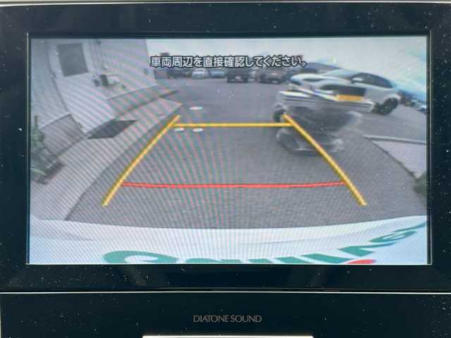 スバル フォレスター ハイブリッド アドバンス 滋賀県 2019(令1)年 2.2万km クリスタルホワイトP ガソリン（ハイブリッド）/4WD(F4)/CVT/DIATONEサウンドビルトインナビ/（FM/AM/CD/DVD/フルセグ/Bluetooth）/ETC/ドライブレコーダー/ルーフレール/フロントビューモニター/サイドビューモニター/バックカメラ/デジタルインナーミラー/純正夏タイヤ積込（AW付き）/アイサイト/・踏み間違い防止アシスト	/・プリクラッシュブレーキアシスト	/・後退時自動ブレーキシステム/・レーンキープアシスト/・全車速追従機能付クルーズコントロール/運転席・助手席シートヒーター/シートメモリー/電動格納ミラー/電動パーキング/ブレーキホールド/革巻きステアリング/ステアリングヒーター/ステアリングスイッチ/パドルシフト/オートライト/LEDヘッドライト/ステアリング連動ヘッドランプ/フロントフォグ/リアフォグ/フルオートエアコン/プッシュスタート/スマートキー/純正フロアマット/ドアバイザー
