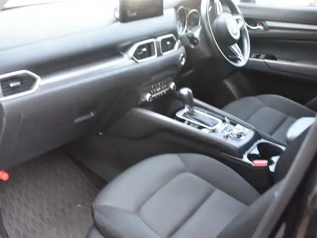 マツダ ＣＸ－５ XD スマートエディション 神奈川県 2022(令4)年 2.7万km ジェットブラックマイカ ワンオーナー/12.25インチセンターディスプレイ/TV/360度ビューモニター/AM/FM/USB/AppleCarPlay/AndroidAuto接続/パーキングセンサー/アドバンストキーレスシステム/アドバンストスマートシティーブレキシステム/スマートブレーキサポート/ブラインドスポットモニタリングシステム/オートクルーズシステム/LEDヘッドランプ/保証書/取扱説明書