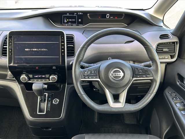 日産 セレナ ハイウェイスター V 千葉県 2020(令2)年 1.8万km ダークメタルグレー 純正ナビ/ETC/前方ドライブレコーダー/インテリジェントアラウンドビューモニター/バック/サイドカメラ/両側パワースライドドア/クルーズコントロール/横滑り防止装置/衝突被害軽減システム/車線逸脱警報/車線逸脱防止支援/後側方車両検知警報/後側方衝突防止支援/オートハイビーム/電動格納ウインカーミラー/ブラインドスポットモニター/プッシュスタート/スマートキー/LEDヘッドライト/W/サイド/カーテンエアバッグ/純正フロアマット/取扱説明書