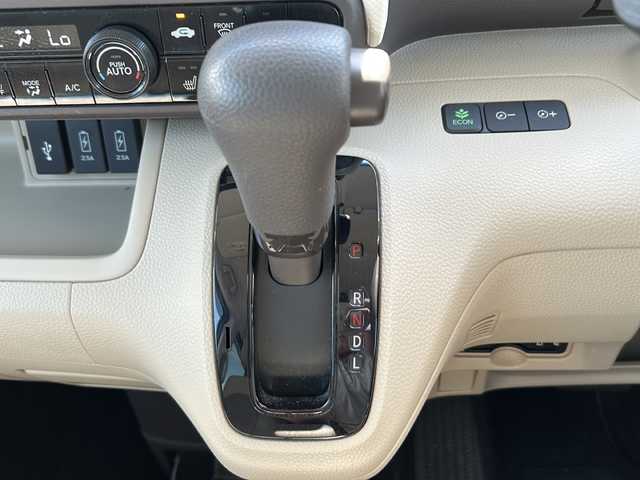 ホンダ Ｎ ＢＯＸ G L ホンダセンシング 茨城県 2020(令2)年 4.4万km プラチナホワイトパール ホンダセンシング/純正SDナビ/　　BT/CD/DVD/フルセグ/バックカメラ/片側パワースライドドア/アダプティブクルーズコントロール/LEDオートライト/シートヒーター/純正14インチアルミホイール/スマートキー/ETC