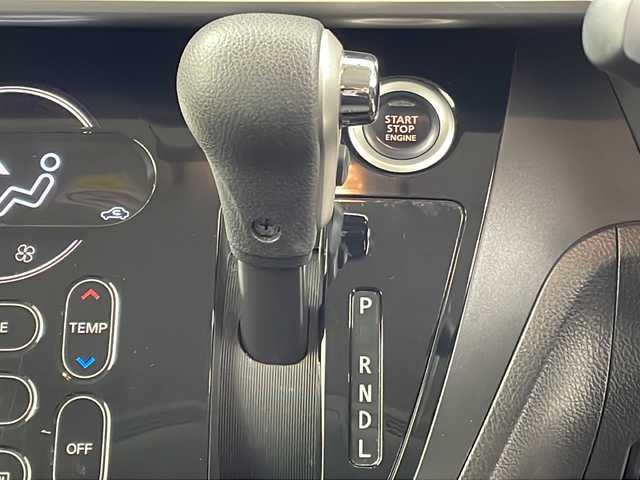 日産 デイズ ルークス ハイウェイスター Xターボ 大阪府 2017(平29)年 5.3万km スパークリングレッドM 純正ナビ/【フルセグTV/Bluetooth/CD/DVD/USB接続】/アラウンドビューモニター/衝突軽減システム/オートハイビーム/アイドリングストップ/片側パワースライドドア/リアサーキュレーター/リアパーソナブルテーブル/後席サンシェード/後席フルフラットシート/ベンチシート/純正14インチAW/純正フロアマット/LEDヘッドライト/オートライト/ステアリングスイッチ/電動格納ミラー/スマートキー/スペアキー1本