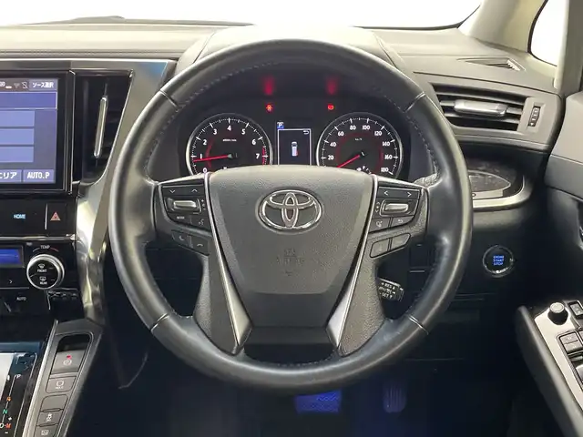 トヨタ ヴェルファイア Z Aエディション 新潟県 2019(令1)年 8万km ホワイトパールクリスタルシャイン 純正ディラーOP10インチナビ/Bluetooth/フルセグTV/純正12インチフリップダウンモニター/バックモニター/デジタルインナーミラー/ETC/トヨタセーフティセンス/ブラインドスポットモニター/パーキングアシスト/追従型クルーズコントロール/両側パワースライドドア/LEDヘッドライト/オートライト/オートハイビーム/純正18インチホイール/スペアキー
