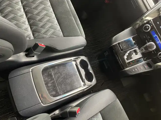 トヨタ ヴェルファイア Z Aエディション 新潟県 2019(令1)年 8万km ホワイトパールクリスタルシャイン 純正ディラーOP10インチナビ/Bluetooth/フルセグTV/純正12インチフリップダウンモニター/バックモニター/デジタルインナーミラー/ETC/トヨタセーフティセンス/ブラインドスポットモニター/パーキングアシスト/追従型クルーズコントロール/両側パワースライドドア/LEDヘッドライト/オートライト/オートハイビーム/純正18インチホイール/スペアキー