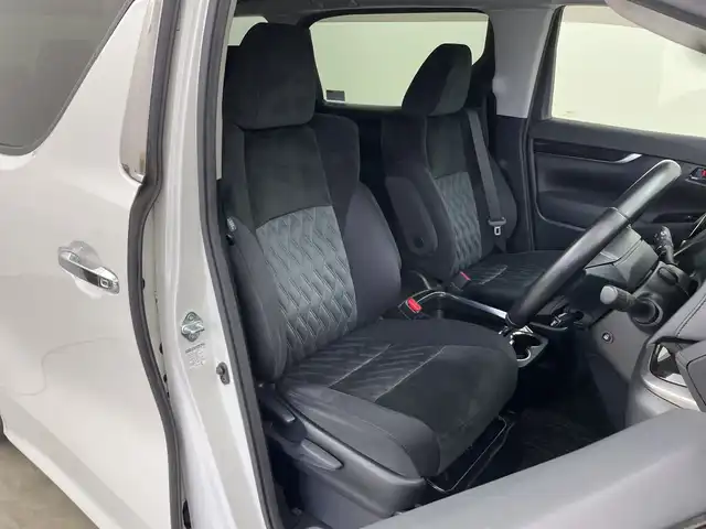 トヨタ ヴェルファイア Z Aエディション 新潟県 2019(令1)年 8万km ホワイトパールクリスタルシャイン 純正ディラーOP10インチナビ/Bluetooth/フルセグTV/純正12インチフリップダウンモニター/バックモニター/デジタルインナーミラー/ETC/トヨタセーフティセンス/ブラインドスポットモニター/パーキングアシスト/追従型クルーズコントロール/両側パワースライドドア/LEDヘッドライト/オートライト/オートハイビーム/純正18インチホイール/スペアキー
