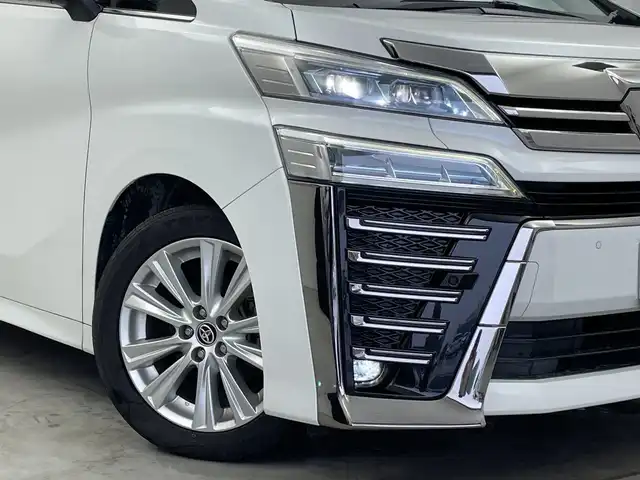 トヨタ ヴェルファイア Z Aエディション 新潟県 2019(令1)年 8万km ホワイトパールクリスタルシャイン 純正ディラーOP10インチナビ/Bluetooth/フルセグTV/純正12インチフリップダウンモニター/バックモニター/デジタルインナーミラー/ETC/トヨタセーフティセンス/ブラインドスポットモニター/パーキングアシスト/追従型クルーズコントロール/両側パワースライドドア/LEDヘッドライト/オートライト/オートハイビーム/純正18インチホイール/スペアキー
