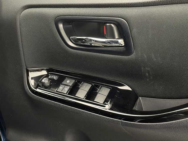 トヨタ ヴォクシー ZS 煌Ⅱ 宮崎県 2020(令2)年 2.8万km ブラッキッシュアゲハガラスフレーク Toyota Safety Sense/〇プリクラシュセーフティ/〇レーンディパーチャーアラート/〇パーキングサポートブレーキ/〇クリアランスソナー/〇オートマチックハイビーム/〇先行車発進告知/純正7インチSDナビ/フルセグTV/CD/DVD/Bluetooth/社外後席フリップダウンモニター/両側パワースライドドア/クルーズコントロール/ビルトインETC/純正16インチAW/スマートキー×2/アイドリングストップ
