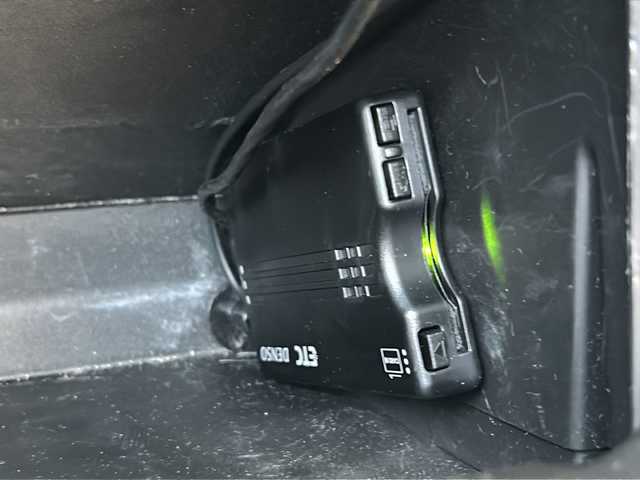 トヨタ ルーミー カスタムG 鹿児島県 2019(令1)年 5万km パールホワイトⅢ ナビ/ETC/バックカメラ/両側パワースライドドア/クルーズコントロール/Bluetooth接続/フルセグTV/プッシュスタート/スマートキー/アイドリングストップ/純正フロアマット/純正14インチアルミホイール/横滑り防止装置/オートライト/コーナーセンサー