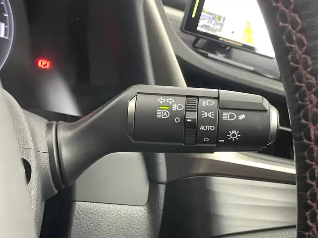レクサス ＥＳ 300h Fスポーツ 埼玉県 2019(平31)年 5.1万km グラファイトブラックガラスフレーク サンルーフ　メーカーナビ　バックカメラ　赤レザーシート　三眼ＬＥＤ　セーフティシステムプラス　レーダークルーズコントロール　ステアリングヒーター　メモリシート　シートヒーター　ベンチレーション