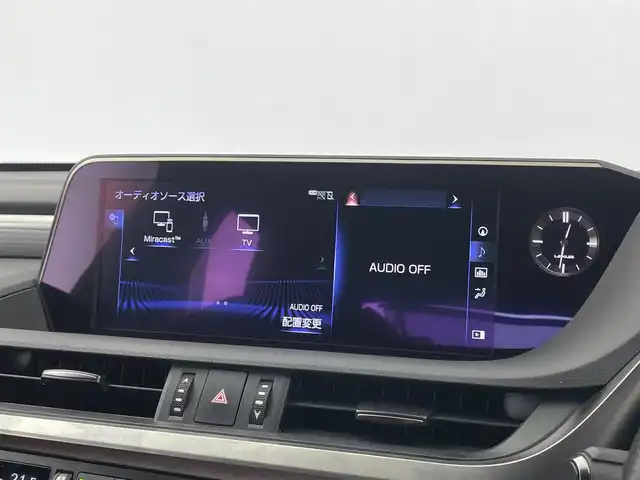 レクサス ＥＳ 300h Fスポーツ 埼玉県 2019(平31)年 5.1万km グラファイトブラックガラスフレーク サンルーフ　メーカーナビ　バックカメラ　赤レザーシート　三眼ＬＥＤ　セーフティシステムプラス　レーダークルーズコントロール　ステアリングヒーター　メモリシート　シートヒーター　ベンチレーション