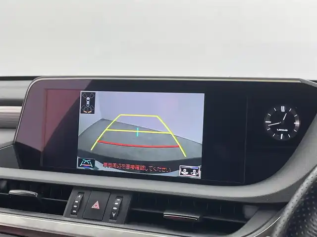 レクサス ＥＳ 300h Fスポーツ 埼玉県 2019(平31)年 5.1万km グラファイトブラックガラスフレーク サンルーフ　メーカーナビ　バックカメラ　赤レザーシート　三眼ＬＥＤ　セーフティシステムプラス　レーダークルーズコントロール　ステアリングヒーター　メモリシート　シートヒーター　ベンチレーション