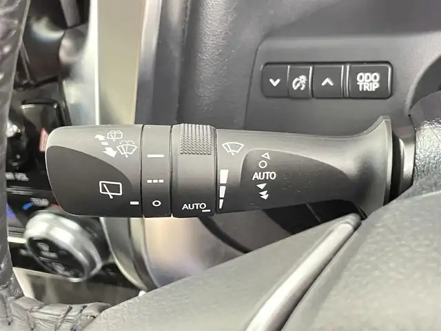 トヨタ アルファード S Cパッケージ 千葉県 2021(令3)年 1.9万km ホワイトパールクリスタルシャイン フリップダウンモニター/モデリスタエアロ/ツインムーンルーフ/トヨタセーフティセンス/・プリクラッシュセーフティ/・レーントレーシングアシスト/・ブラインドスポットモニター/・ロードサインアシスト/・クリアランスソナー/・オートハイビーム/ナビ付純正９インチディスプレイオーディオ/CD DVD BT USB フルセグ/バックカメラ/両側パワースライドドア/レーダークルーズコントロール/3眼LEDオートライト/メモリ付きパワーシート/シートエアコン/ハンドルヒーター/純正18インチアルミホイール/ブレーキホールド/パーキングスイッチ/プッシュスタート/スマートキー