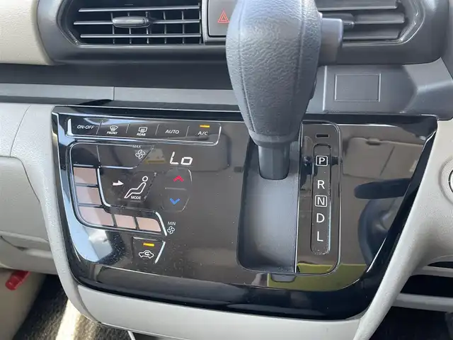 日産 ルークス X 石川県 2020(令2)年 8.3万km アッシュブラウンM 純正メモリーナビ/純正CD/フルセグTV/アラウンドビューモニター/片側パワースライドドア/インテリキー/プッシュスタート/電動ミラー/ベンチシート/エマージェンシーブレーキ/オートライト/オートエアコン