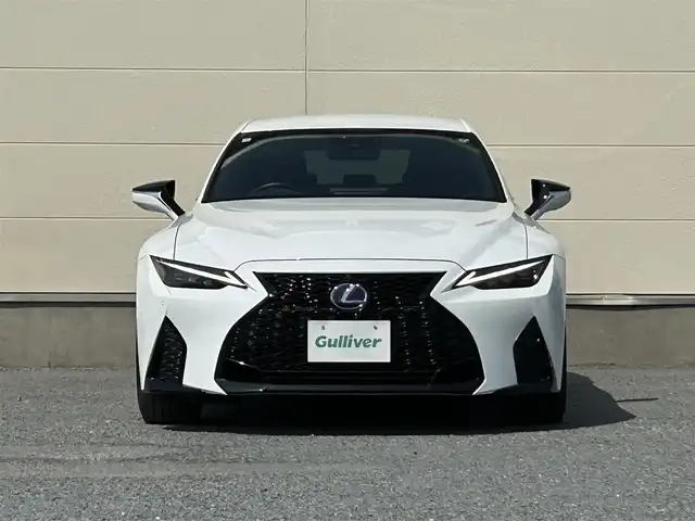 レクサス ＩＳ 300h Fスポーツ 茨城県 2021(令3)年 5.7万km ホワイトノーヴァガラスフレーク 三眼ＬＥＤ/Ｆスポーツ/純正ナビ/Bluetooth接続/フルセグTV/全方位カメラ/前方ドライブレコーダー/レーダークルーズコントロール/パドルシフト/本革シート/シートヒーター/パワーバックドア/ビルトインＥＴＣ/パドルシフト