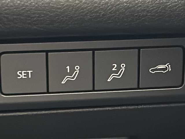 マツダ ＣＸ－３０ XD Lパッケージ 宮城県 2020(令2)年 4.1万km ポリメタルグレーM 4WD//スマートブレーキサポート//純正8.8インチナビ(CD/DVD/USB/HDMI/フルセグ/Bluetooth)//360° セーフティパッケージ//BOSEサウンド//レザーシート//ヘッドアップディスプレイ//ETC//LEDヘッドライト//電動リアゲート//シートヒーター//パワーシート//追従クルコン//クリアランスソナー//オートライト//オートハイビーム//電子パーキング//オートホールドブレーキ//プッシュスタート//スマートキー//保証書//スペアキー