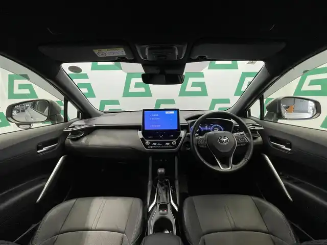 トヨタ カローラ クロス ハイブリッド Z 鹿児島県 2024(令6)年 2.8万km セメントグレーメタリック 純正10.5インチディスプレイオーディオPlus/フルセグTV/BT/AppleCarPlay/AndroidAuto/バックカメラ/トヨタセーフティセンス/プロアクティブドライビングアシスト/パーキングサポートブレーキ/12.3インチTFTカラーマルチインフォメーションディスプレイ/ハーフレザーシート/前席シートヒーター/運転席パワーシート/パワーバックドア/LEDヘッドライト/純正18インチアルミホイール/純正フロアマット/ドアバイザー