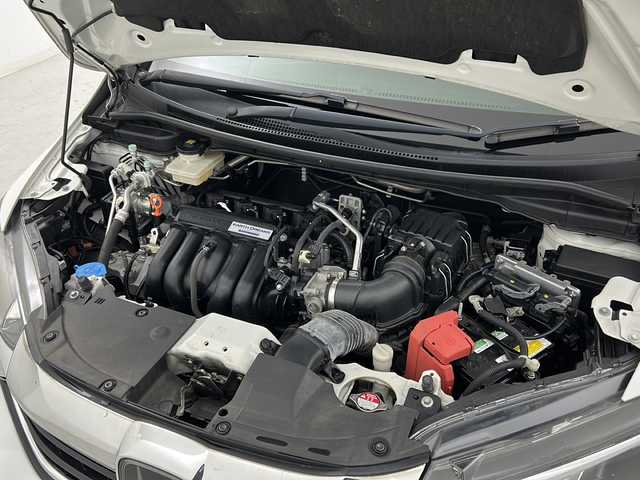 ホンダ シャトル ハイブリッド ホンダセンシング 宮城県 2020(令2)年 7.7万km プラチナホワイトパール 禁煙車/ホンダセンシング/・路外逸脱抑制機能/・衝突軽減ブレーキ/・オートクルーズコントロール/社外7インチナビ/・BT.CD.DVD.USB.SD.AUX/バックカメラ/社外ETC/プッシュスタート/スマートキー/スペアー（1本）/ステアリングスイッチ/ドアバイザー/アイドリングストップ/横滑り防止機能/ヘッドライトレベライザー
