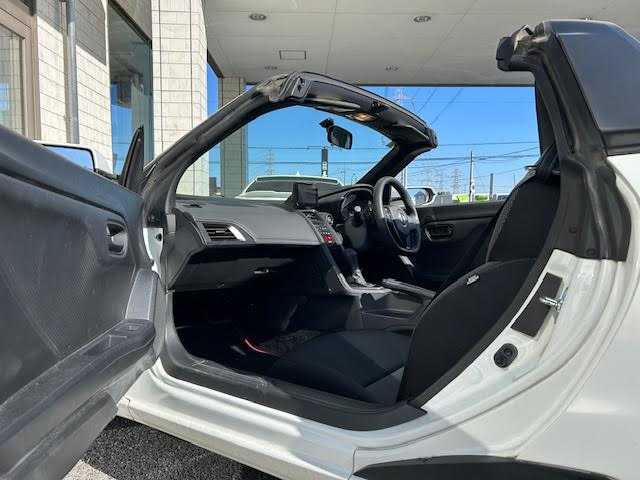 ホンダ Ｓ６６０ β 埼玉県 2015(平27)年 1.1万km プレミアムスターホワイトP バックカメラ/純正フロアマット/スポーツモード/オープンカー/純正アルミホイール/MT付AT/パワーウィンドウ/プッシュスタート/スマートキー/オートライト