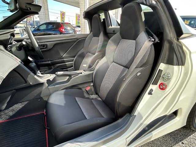 ホンダ Ｓ６６０ β 埼玉県 2015(平27)年 1.1万km プレミアムスターホワイトP バックカメラ/純正フロアマット/スポーツモード/オープンカー/純正アルミホイール/MT付AT/パワーウィンドウ/プッシュスタート/スマートキー/オートライト