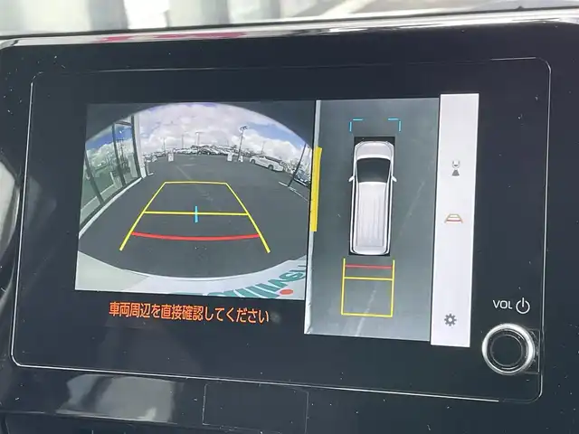 トヨタ ヴォクシー S－Z 道央・札幌 2023(令5)年 5.8万km ホワイトパールクリスタルシャイン ４WD/寒冷地仕様/純正ディスプレイオーディオ（ナビ機能付き）/AM/FM/BT/トヨタセーフティセンス/プリクラッシュセーフティ/横滑り防止装置/レーダークルーズコントロール/レーンキープアシスト/パーキングアシスト/クリアランスソナー/ブラインドスポットモニター/PDA/RCTA/RCD/PKSB/SEA/RSA/AdvancedDrive/LCA/FCTA/パノラミックビューモニター/ビルトインETC/ドライブレコーダー/ECOMODE/ワイパーデアイサー/両側パワースライドドア/パワーバックドア/前席/２列目シートヒーター/ハーフレザーシート/革巻きステアリング/ステアリングリモコン/ハンドルヒーター/電動パーキング/ブレーキホールド/MTモード付AT/プッシュスタート/スマートキー/LEDヘッドライト/オートライト/オートハイビーム/電動格納ミラー/ウィンカーミラー/フロアマット/レンタカー登録