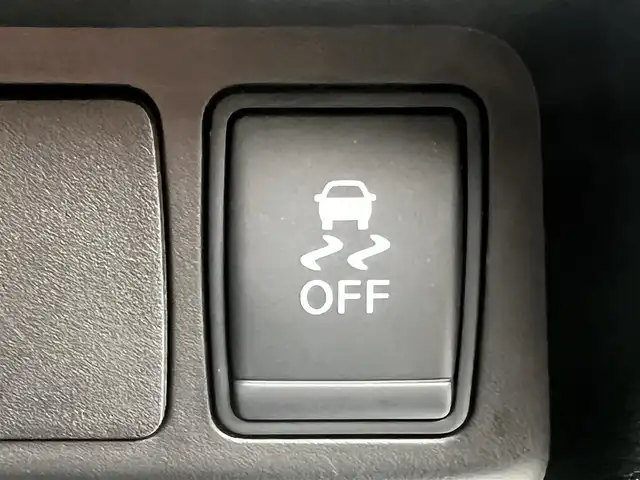 日産 エクストレイル 20Xtt エマージェンシーブレーキ 秋田県 2017(平29)年 5万km ダークメタルグレー ４WD/衝突軽減システム/LEDヘッドライト/純正SDナビ（DVD/CD/BT）/フルセグ/アラウンドビューモニター/日産純正１８インチアルミ（夏タイヤ装着）/スマートキー/アイドリングストップ/プッシュスタート/クルーズコントロール追従走なし/レーンキープアシスト/コーナーセンサー/ダウンヒルアシストコントロール/ブラインドスポットモニター/ステアリングスイッチ/前席シートヒーター/ビルトインETC/ドライブレコーダー/電動リアゲート/センターデフロック/純正フロアマット/オートライト/オートエアコン/パワーステアリング/パワーウィンドウ/横滑り防止/盗難防止装置/寒冷地仕様/電動格納ウィンカーミラー/保証書/取扱説明書/記録簿/スペアキー×１