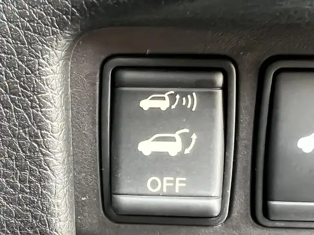 日産 エクストレイル 20Xtt エマージェンシーブレーキ 秋田県 2017(平29)年 5万km ダークメタルグレー ４WD/衝突軽減システム/LEDヘッドライト/純正SDナビ（DVD/CD/BT）/フルセグ/アラウンドビューモニター/日産純正１８インチアルミ（夏タイヤ装着）/スマートキー/アイドリングストップ/プッシュスタート/クルーズコントロール追従走なし/レーンキープアシスト/コーナーセンサー/ダウンヒルアシストコントロール/ブラインドスポットモニター/ステアリングスイッチ/前席シートヒーター/ビルトインETC/ドライブレコーダー/電動リアゲート/センターデフロック/純正フロアマット/オートライト/オートエアコン/パワーステアリング/パワーウィンドウ/横滑り防止/盗難防止装置/寒冷地仕様/電動格納ウィンカーミラー/保証書/取扱説明書/記録簿/スペアキー×１