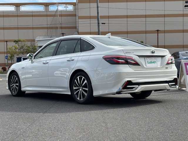 トヨタ クラウン ハイブリッド G 宮城県 2018(平30)年 6.1万km ホワイトパールクリスタルシャイン 登録時走行距離60975km/純正ナビ/AM・FM・CD・Bluetooth・ミラキャスト・USB・AUX/ETC/クルーズコントロール/デュアルエアコン/プッシュスタート/サンルーフ/シートメモリー（D席）/ドライブレコーダー/レーダー探知機（SUPERCAT A130）/AllAutoパワーウインドウ/シートヒーター（D＋N席）/エアシート（D＋N席）/クリアランスソナー/フォグランプ/純正フロアマット