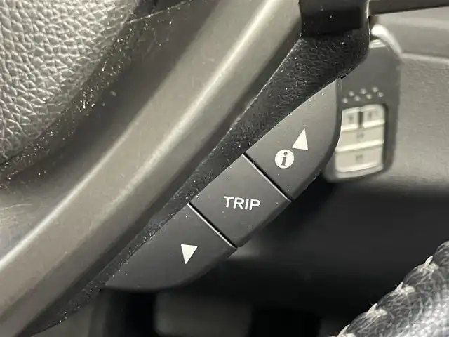 ホンダ フリード ハイブリット EX 埼玉県 2019(平31)年 3.8万km モダンスティールM 純正９インチナビ　バックカメラ　ビルトインＥＴＣ　ドライブレコーダー　ホンダセンシング　アダプティブクルーズコントロール　シートヒーター　ＨＤＭＩ　純正アルミホイール　オートライト　ＬＥＤヘッドライト