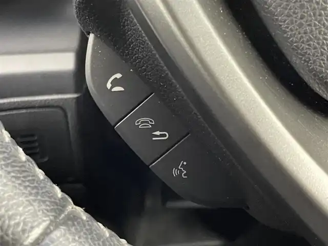 ホンダ フリード ハイブリット EX 埼玉県 2019(平31)年 3.8万km モダンスティールM 純正９インチナビ　バックカメラ　ビルトインＥＴＣ　ドライブレコーダー　ホンダセンシング　アダプティブクルーズコントロール　シートヒーター　ＨＤＭＩ　純正アルミホイール　オートライト　ＬＥＤヘッドライト