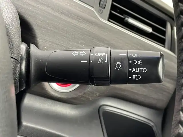 ホンダ フリード ハイブリット EX 埼玉県 2019(平31)年 3.8万km モダンスティールM 純正９インチナビ　バックカメラ　ビルトインＥＴＣ　ドライブレコーダー　ホンダセンシング　アダプティブクルーズコントロール　シートヒーター　ＨＤＭＩ　純正アルミホイール　オートライト　ＬＥＤヘッドライト