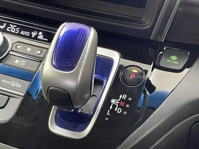 ホンダ フリード ハイブリット EX 埼玉県 2019(平31)年 3.8万km モダンスティールM 純正９インチナビ　バックカメラ　ビルトインＥＴＣ　ドライブレコーダー　ホンダセンシング　アダプティブクルーズコントロール　シートヒーター　ＨＤＭＩ　純正アルミホイール　オートライト　ＬＥＤヘッドライト