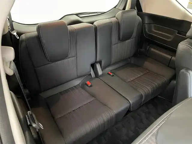 ホンダ フリード ハイブリット EX 埼玉県 2019(平31)年 3.8万km モダンスティールM 純正９インチナビ　バックカメラ　ビルトインＥＴＣ　ドライブレコーダー　ホンダセンシング　アダプティブクルーズコントロール　シートヒーター　ＨＤＭＩ　純正アルミホイール　オートライト　ＬＥＤヘッドライト