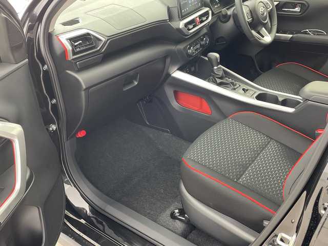 トヨタ ライズ Z 兵庫県 2025(令7)年 0.1千km ブラックマイカメタリック ・登録済未使用車/・ディスプレイオーディオパッケージ/・9型ディスプレイオーディオ＆AppleCarPlay&フルセグ＆HDMI＆BT/・バックカメラ/・ステアリングスイッチ/・スマートアシスト/・衝突軽減ブレーキ/・衝突警報機能/・車線逸脱警報機能/・車線逸脱抑制機能/・ふらつき警報/・先行車発進告知/・アダプティブドライビングビーム/・前後コーナーセンサー/・全車速追従機能付きクルーズコントロール/・前席シートヒーター/・LEDヘッドライト/・フォグ/・オートライト/・スマートキー/・プッシュスタート/・スペアキー