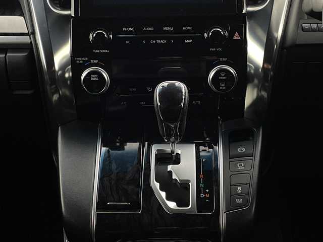 トヨタ アルファード S タイプゴールド 新潟県 2020(令2)年 2.1万km ブラック 純正ナビ/　　フルセグ/CD/DVD/BT/バックカメラ/両側パワースライドドア/パワーバックドア/レーダークルーズコントロール/3眼LEDヘッドライト/オートハイビーム/ステアリングスイッチ/CD・DVDデッキ/純正アルミホイール付サマータイヤ車載/スマートキー