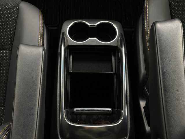 トヨタ アルファード S タイプゴールド 新潟県 2020(令2)年 2.1万km ブラック 純正ナビ/　　フルセグ/CD/DVD/BT/バックカメラ/両側パワースライドドア/パワーバックドア/レーダークルーズコントロール/3眼LEDヘッドライト/オートハイビーム/ステアリングスイッチ/CD・DVDデッキ/純正アルミホイール付サマータイヤ車載/スマートキー