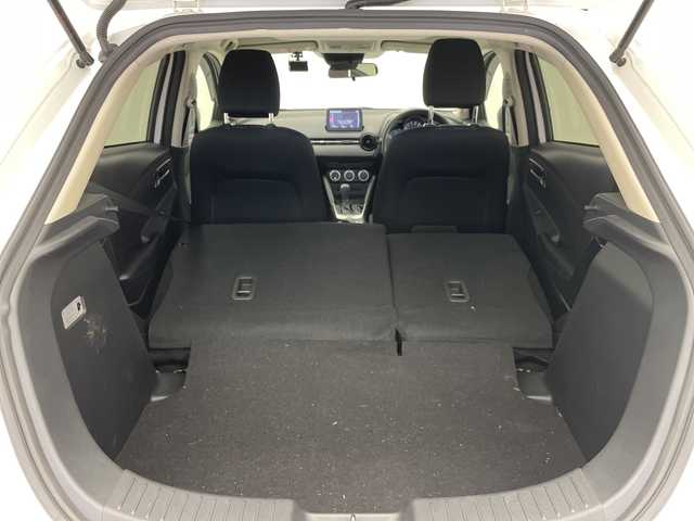 マツダ マツダ２ 15S スマートエディション 愛知県 2020(令2)年 4.9万km スノーフレイクホワイトパールマイカ 純正ナビ　SDカードなし/全方位カメラ/バックカメラ/コーナーセンサー/ブラインドスポットモニター/LEDヘッドライト/オートマチックハイビーム/ドライブレコーダー/ETC/衝突軽減システム/フルセグ/CD DVD/Bluetooth/ステアリングスイッチ/スマートキー/プッシュスタート