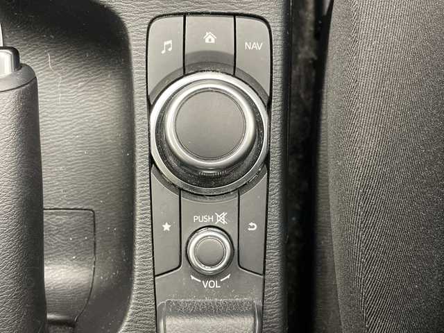 マツダ マツダ２ 15S スマートエディション 愛知県 2020(令2)年 4.9万km スノーフレイクホワイトパールマイカ 純正ナビ　SDカードなし/全方位カメラ/バックカメラ/コーナーセンサー/ブラインドスポットモニター/LEDヘッドライト/オートマチックハイビーム/ドライブレコーダー/ETC/衝突軽減システム/フルセグ/CD DVD/Bluetooth/ステアリングスイッチ/スマートキー/プッシュスタート