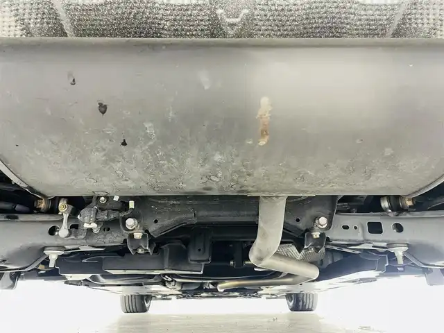 レクサス ＣＴ 200h クールツーリングスタイル 福島県 2016(平28)年 6.7万km ソニッククォーツ コーナーセンサー/・クルーズコントロール　/純正ナビゲーション/・型式：　B9109/・Bluetooth/AM・FM/TV/CD/DVD/AUX/USB/SD/・バックカメラ/・ＥＴＣ　/革巻きステアリング/・ステアリングスイッチ/・パドルシフト/前後ドライブレコーダー/ハーフレザーシート/・シートヒーター/・パワーシート/プッシュスタート/・スマートキー/・スペアキー/LEDライト/・フォグライト/・オートライト/純正フロアマット/電動格納ミラー/・オートミラー/ドアバイザー